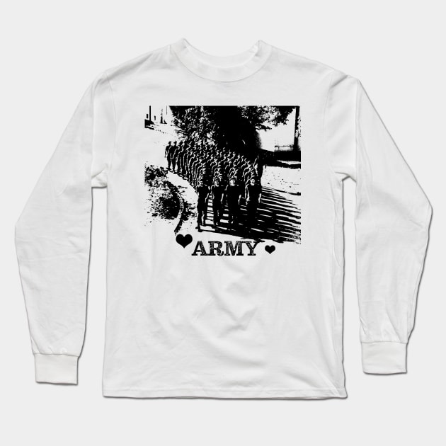 I love my soldiers Long Sleeve T-Shirt by rickylabellevie